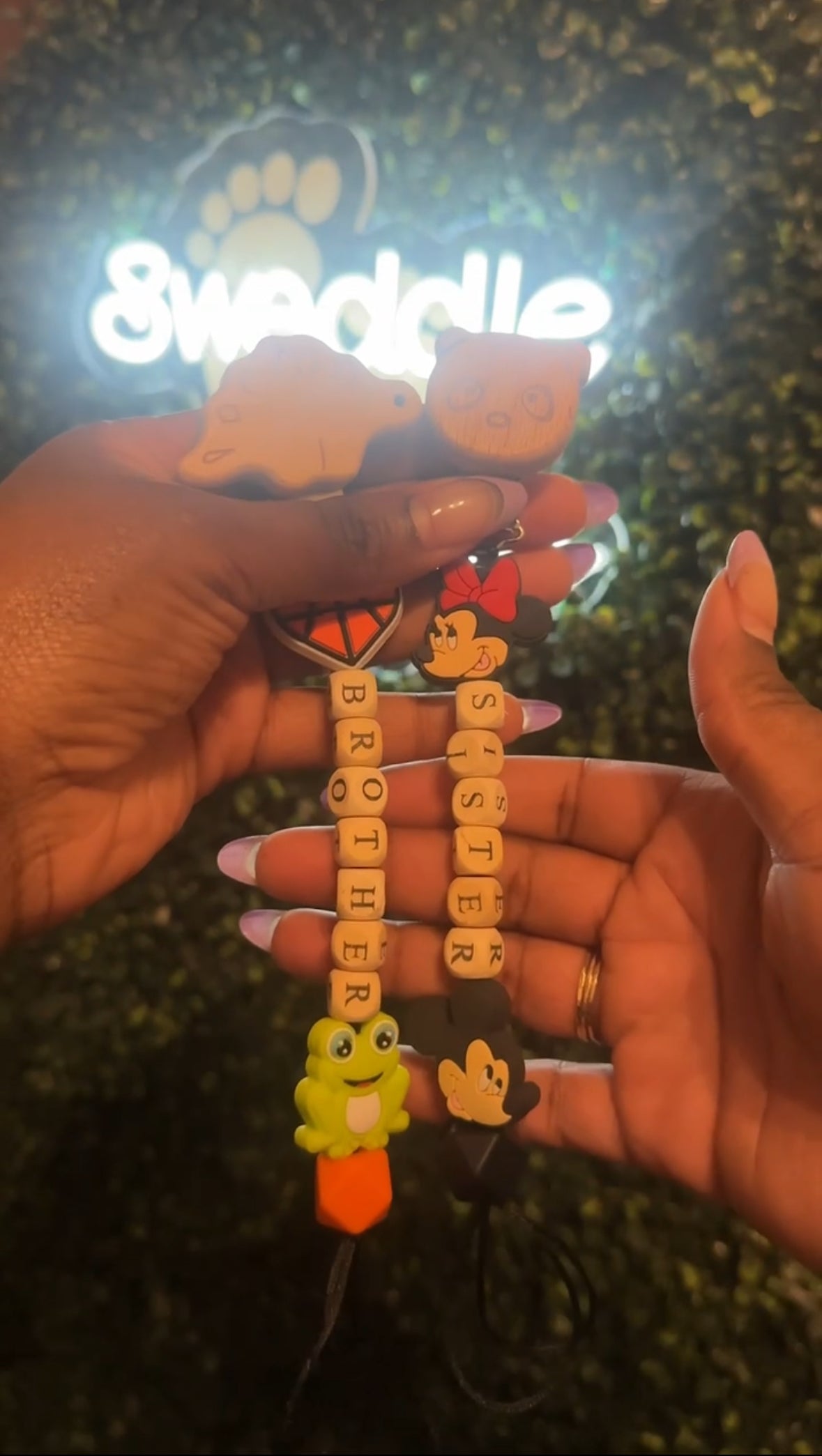 Custom pacifier bib clip