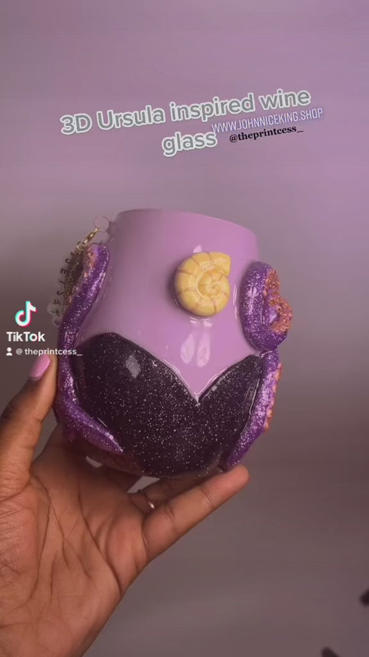 Ursula 3D wine glass