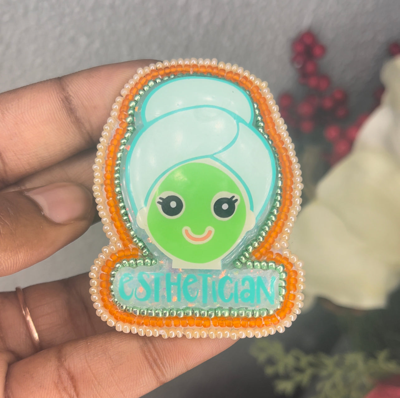 Esthetician phone grip