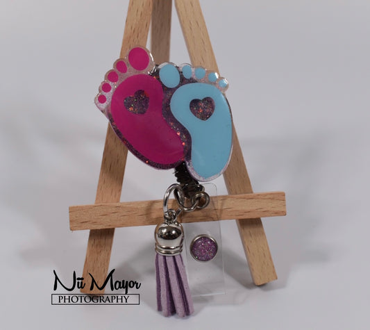 Baby feet badge